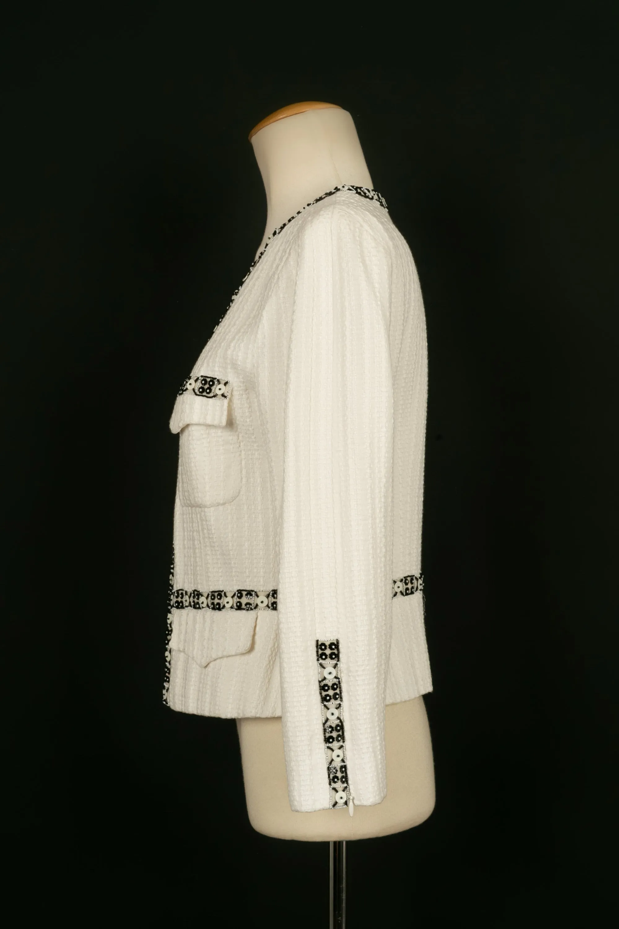 2003 Chanel Satisfaction guaranteed Veste Specialty items Printemps