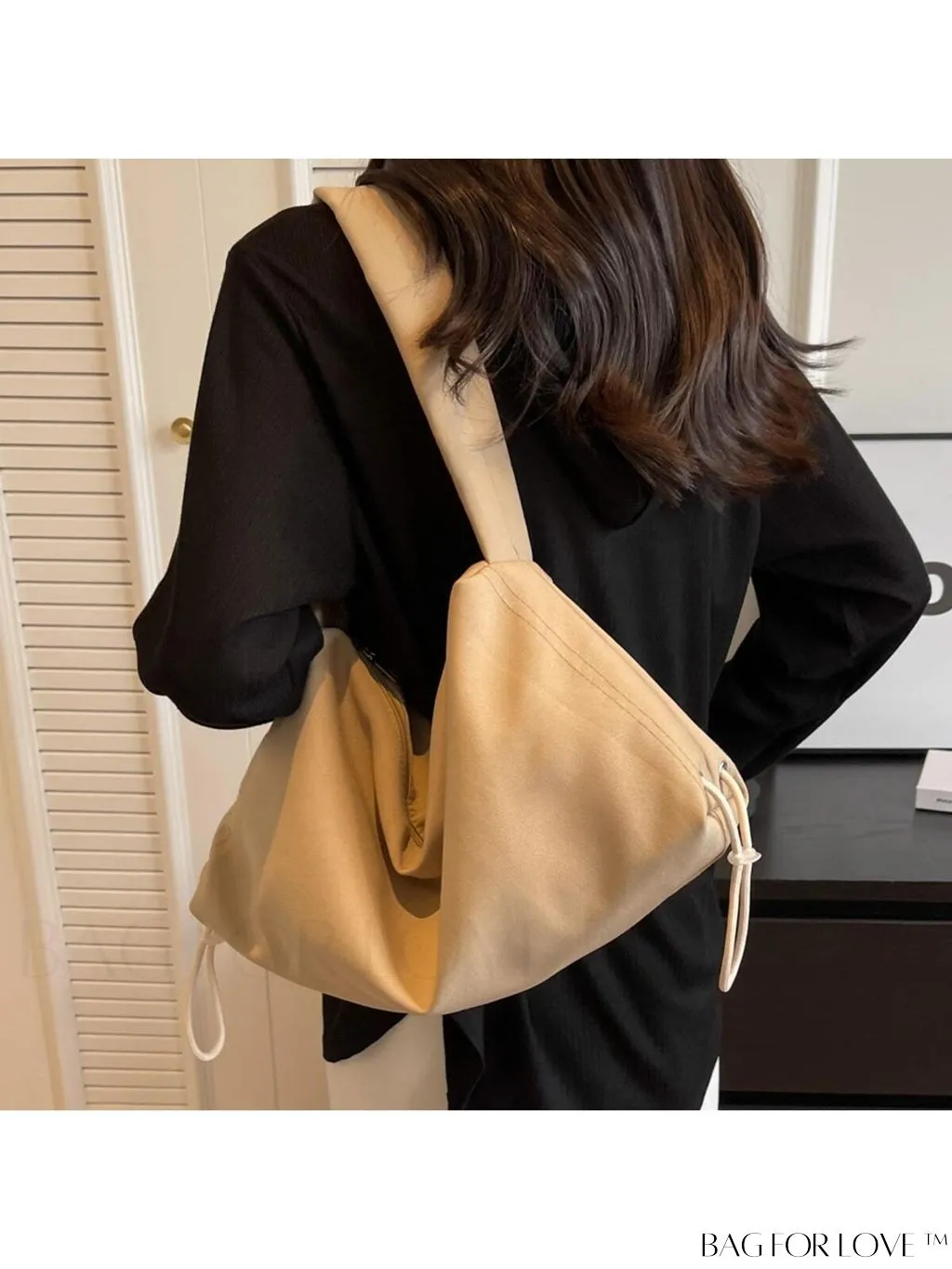BagForLove - Chic & Spacious Shoulder Bag with Sleek Design - Perfect for Fashion Enthusiasts!
