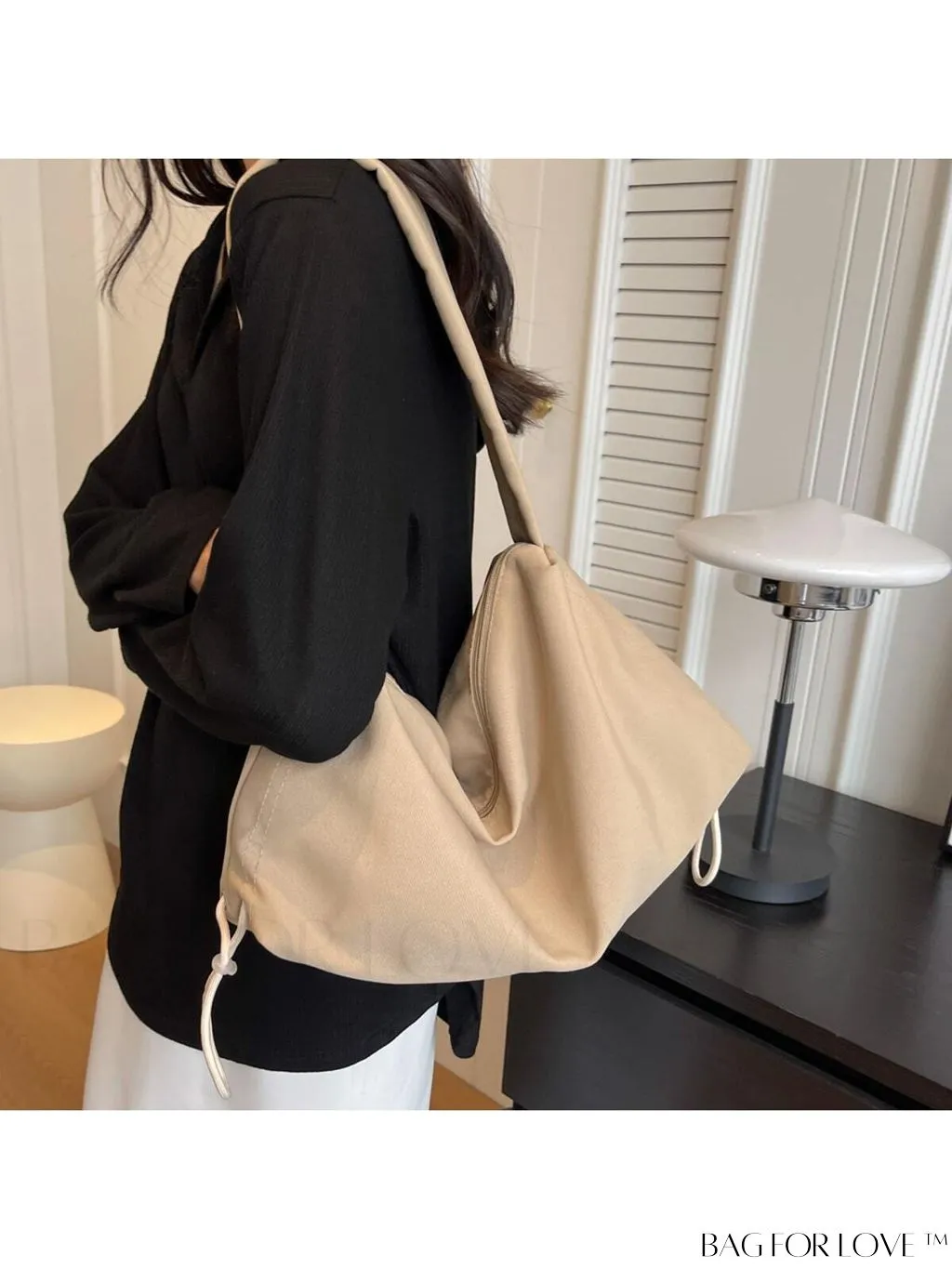 BagForLove - Chic & Spacious Shoulder Bag with Sleek Design - Perfect for Fashion Enthusiasts!