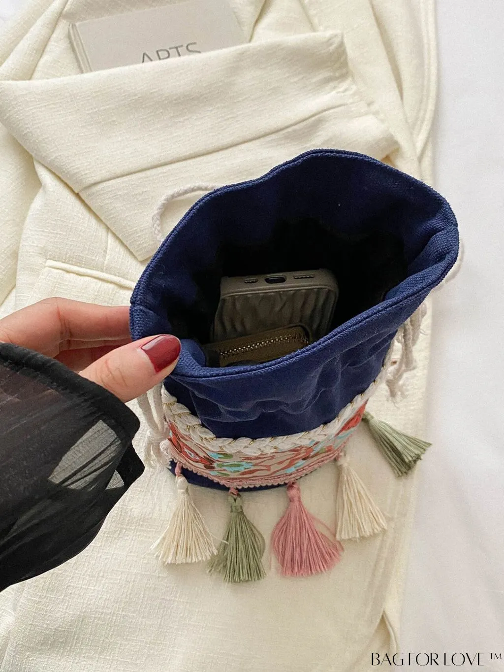 BagForLove - Floral Embroidered Crossbody Phone Wallet with Tassel Detail - 2023 Collection