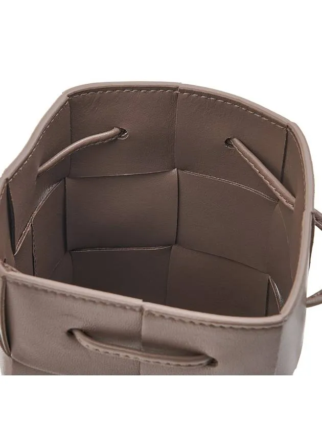 Bottega Veneta Intrecciato Cassette Small Bucket Bag Taupe Grey