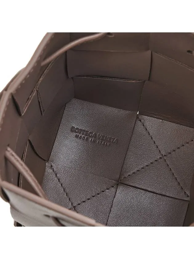 Bottega Veneta Intrecciato Cassette Small Bucket Bag Taupe Grey