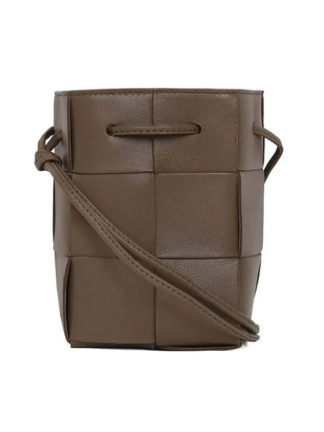 Bottega Veneta Intrecciato Cassette Small Bucket Bag Taupe Grey