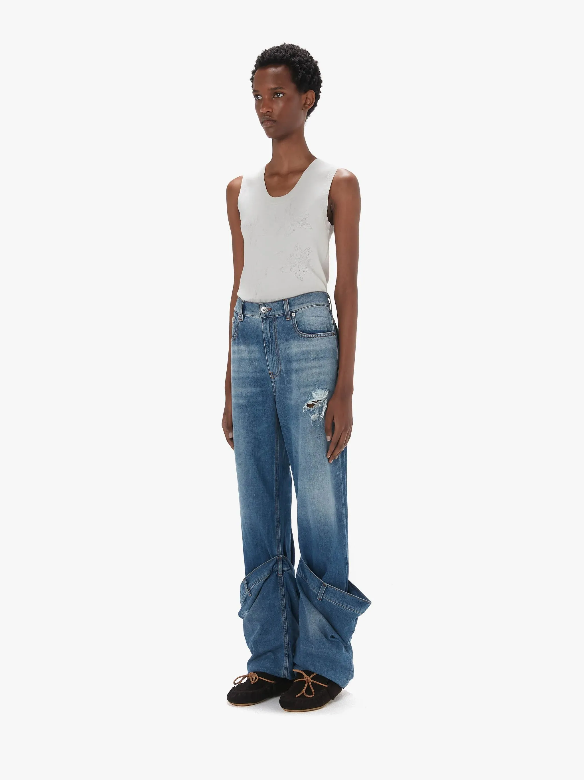 Bucket Jeans