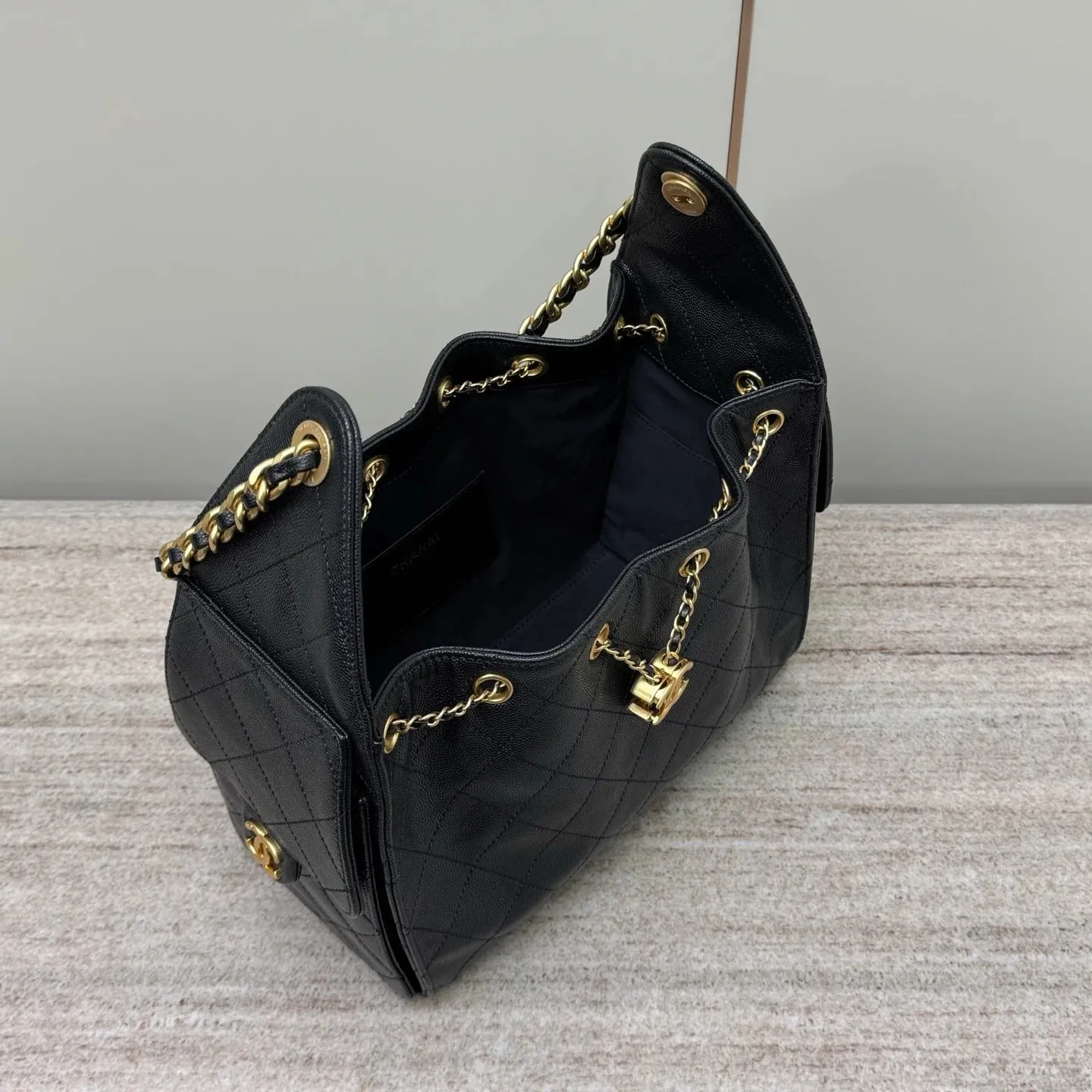 Chanel 25C Medium Hobo Travel Bag