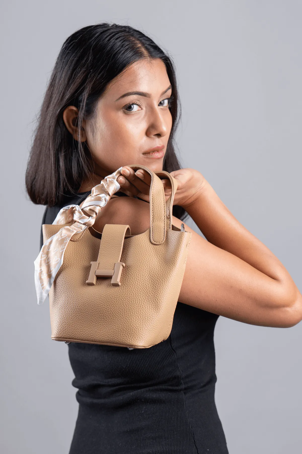 Classic Bucket Handbag for Women – Stylish Scarf Tote Bag with Spacious Design