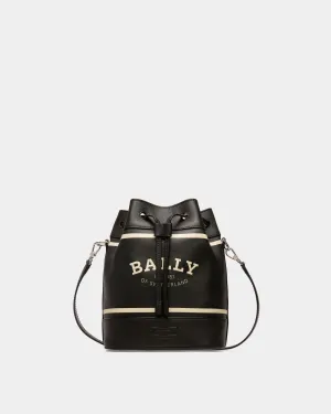 Cleoh Leather Bucket Bag In Black