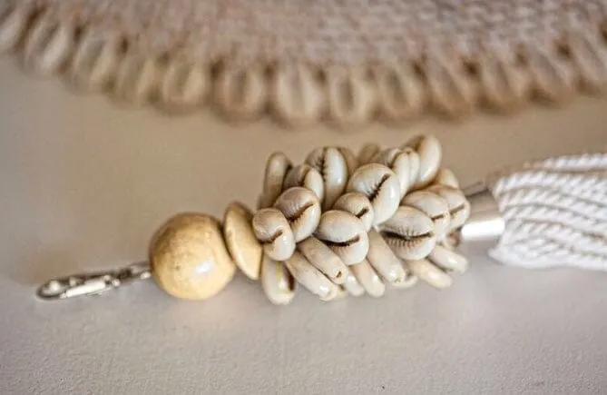 Cowrie Shell Cluster Keyring - Coastal Bag Accessory