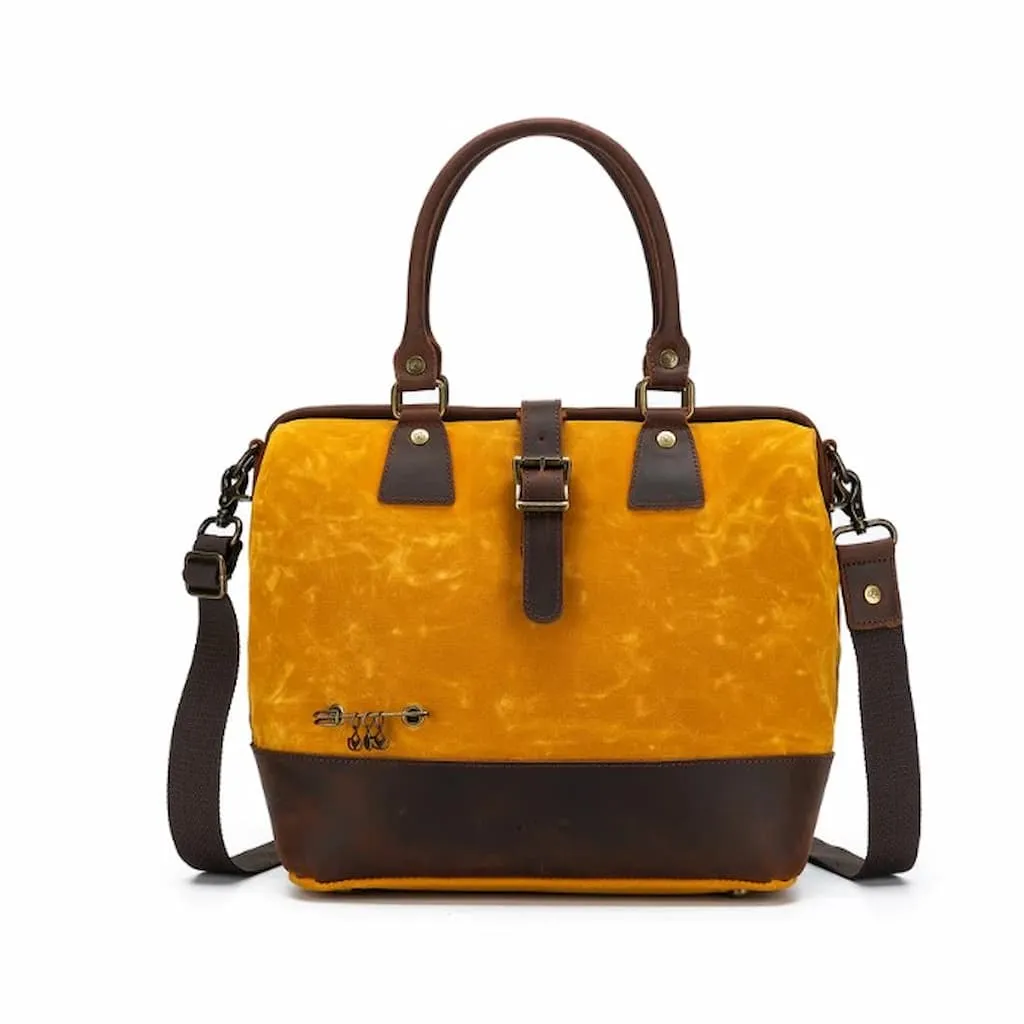 Della Q Satchel