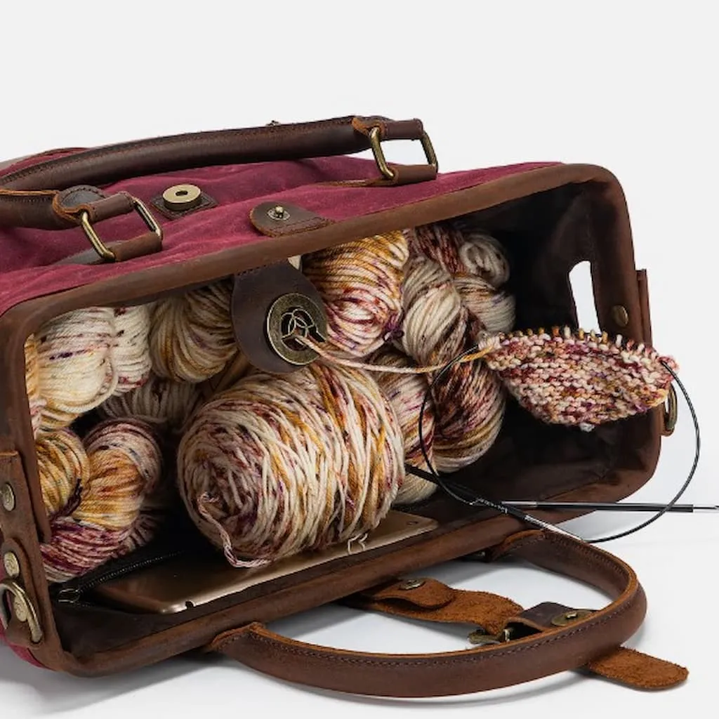 Della Q Satchel