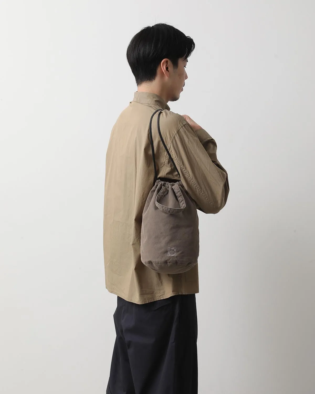 DRAWSTRING POUCH M PADDED LIGHT CANVAS