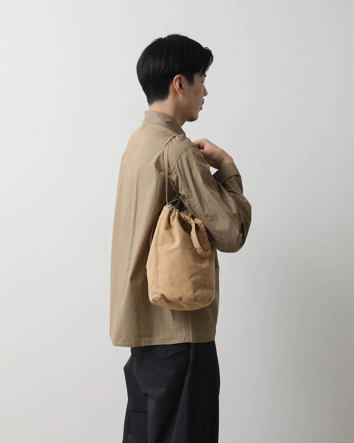 DRAWSTRING POUCH M PADDED LIGHT CANVAS