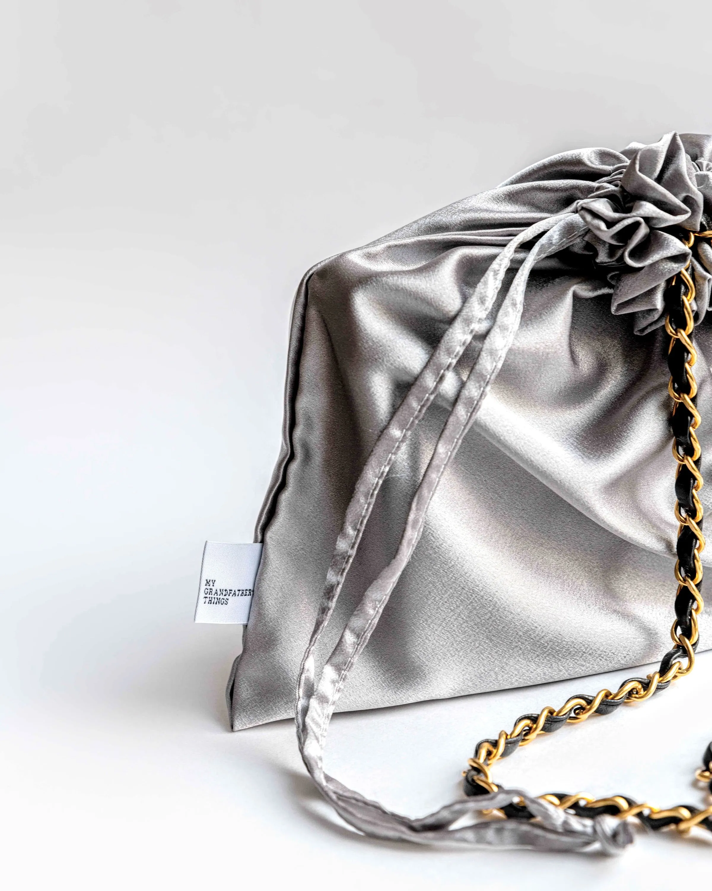 Dustin, Drawstring "Dustbag"