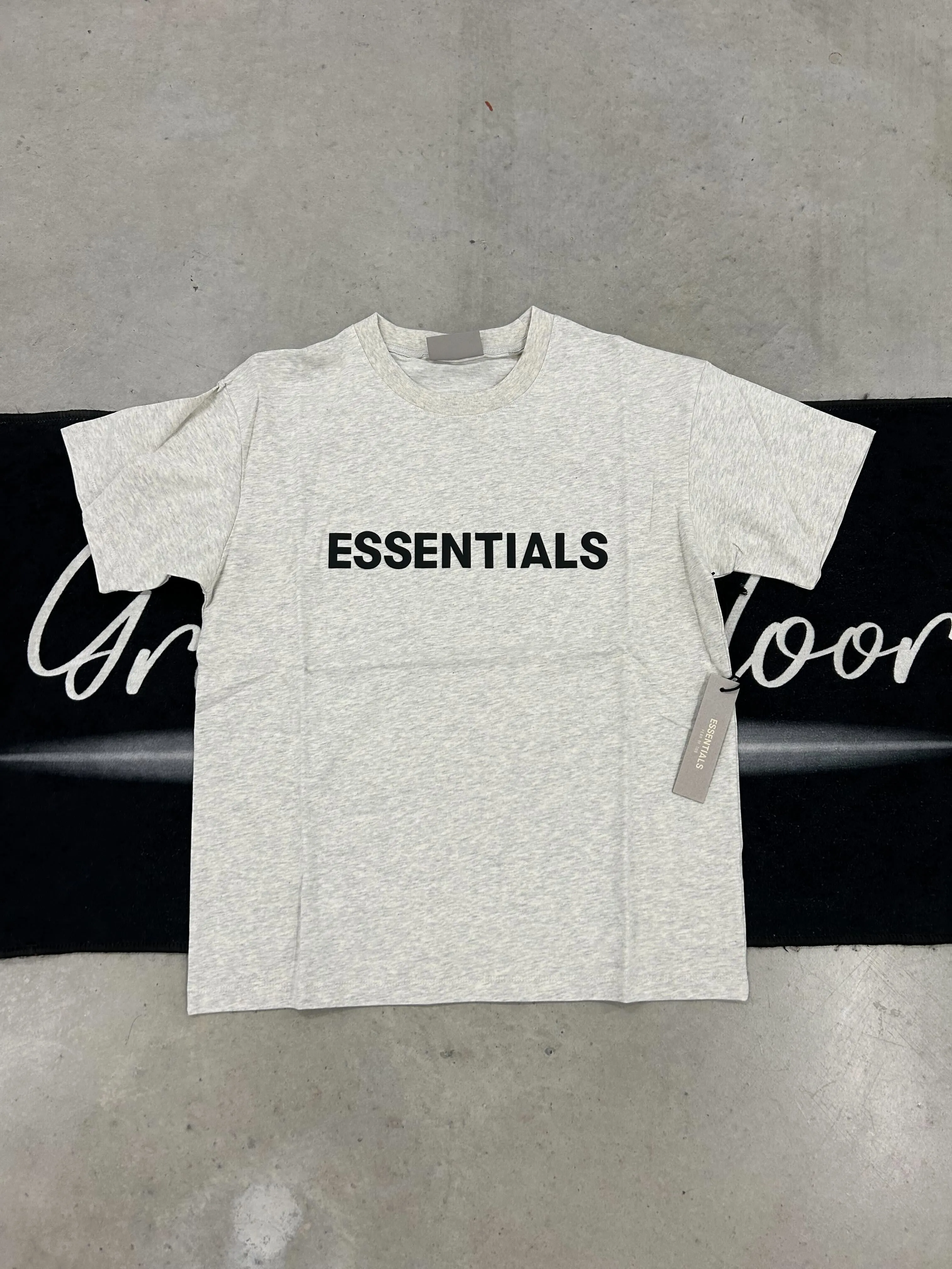 Essentials "oatmeal 2020" shirt