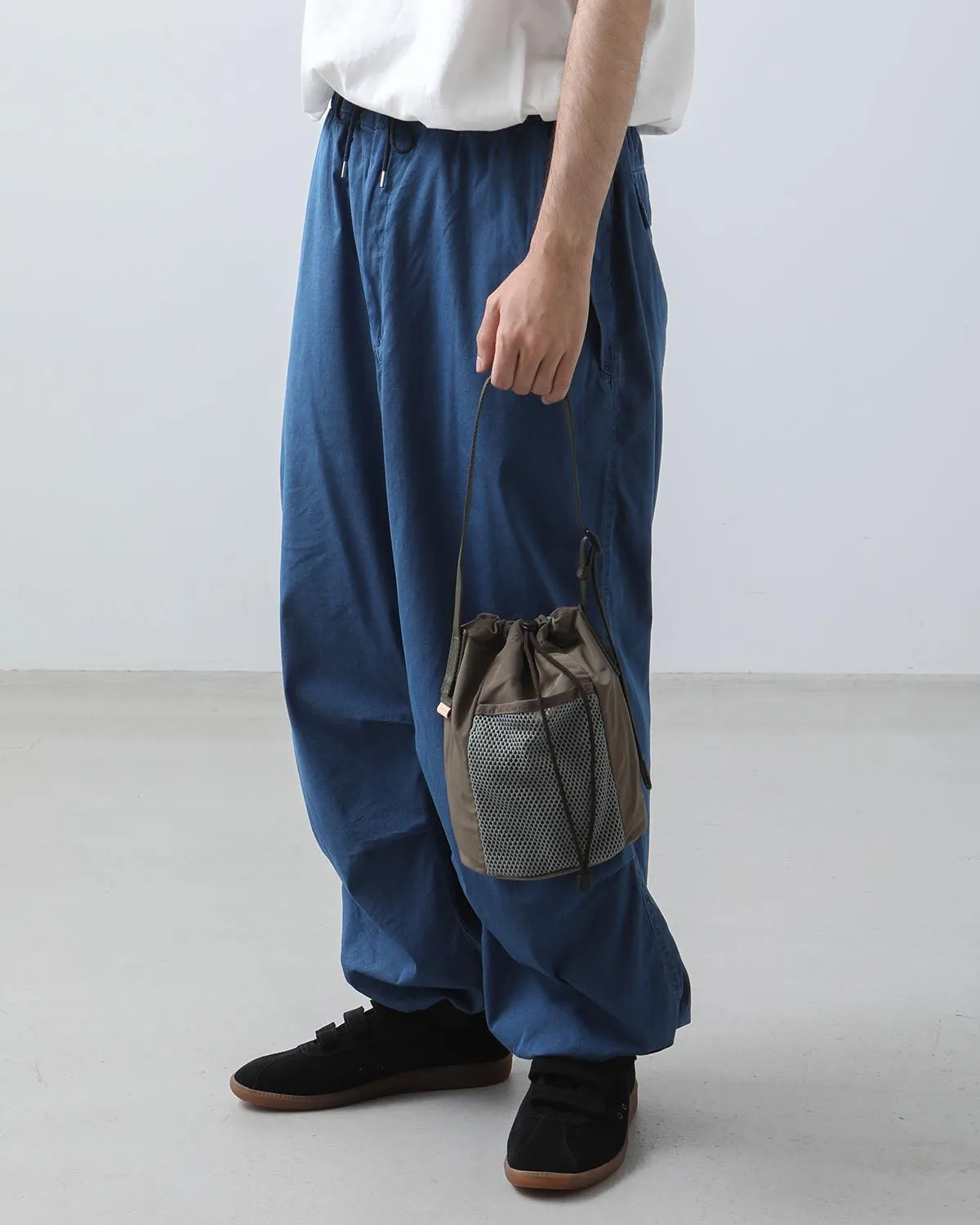 FUNCTIONAL BUCKET BAG