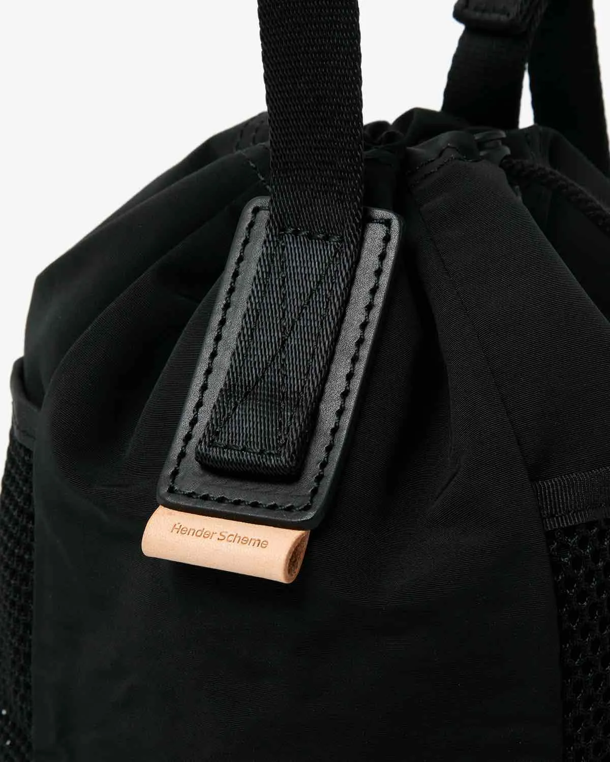 FUNCTIONAL BUCKET BAG