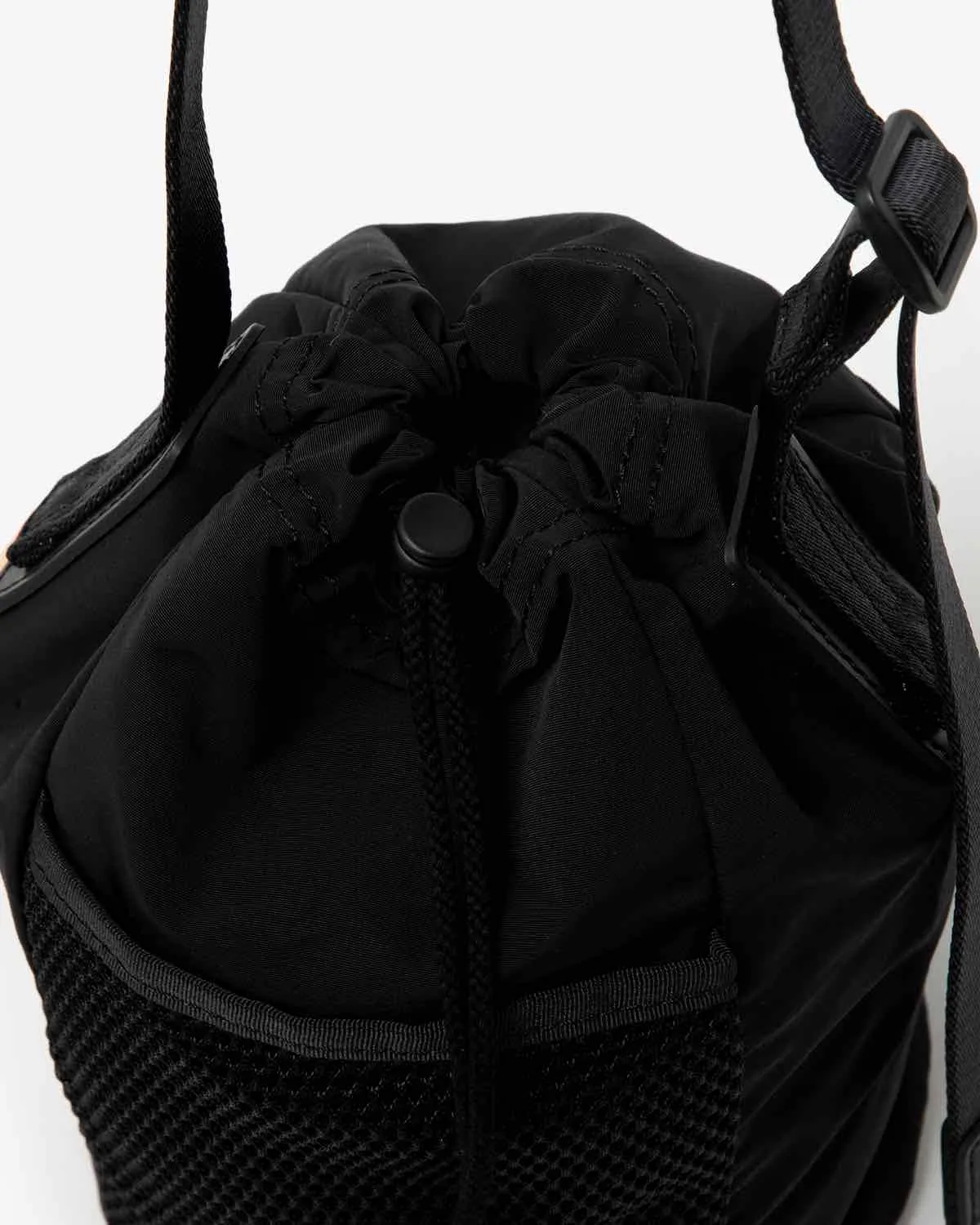 FUNCTIONAL BUCKET BAG