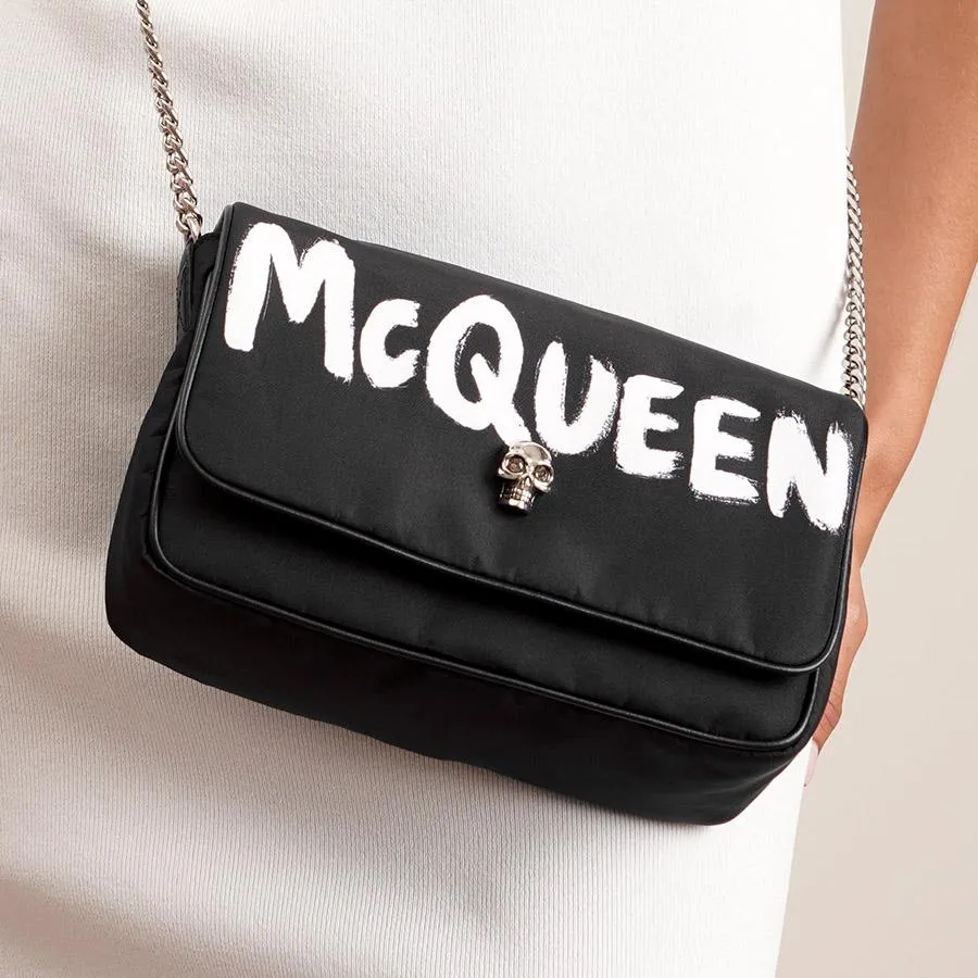 Graffiti nylon bag