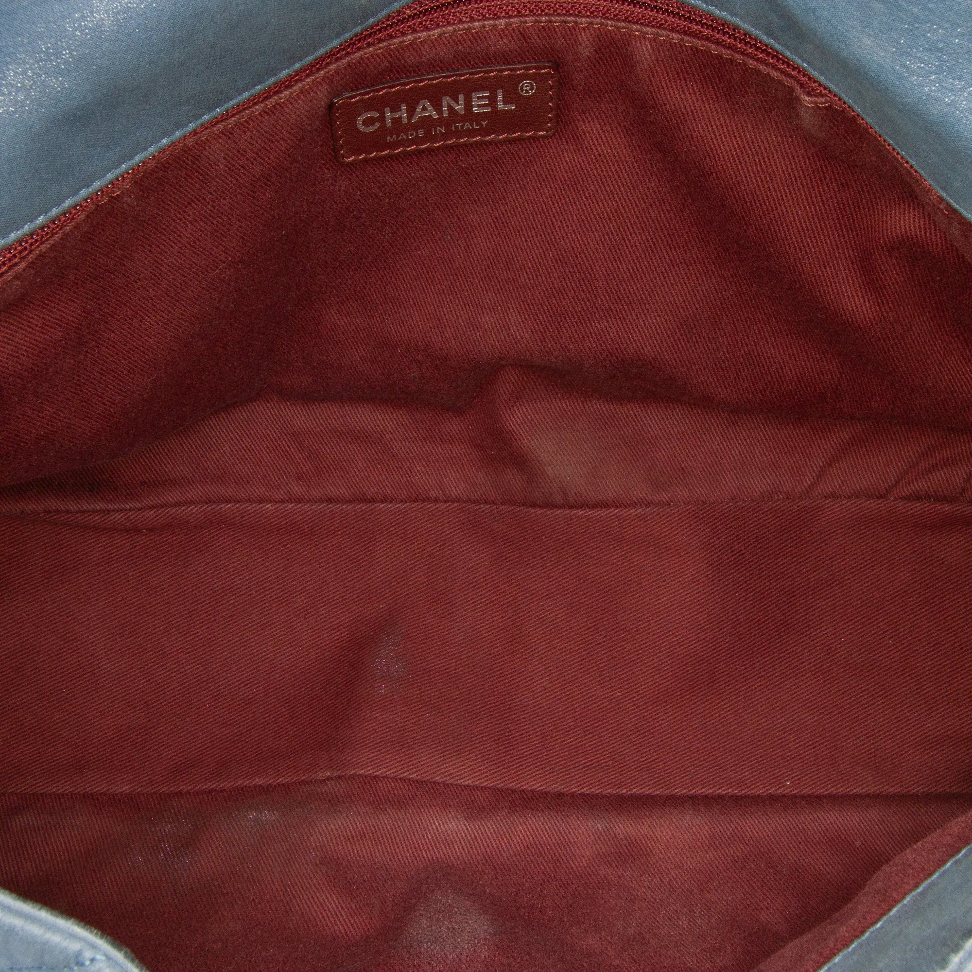 Jumbo Iridescent Calfskin In The Mix Flap