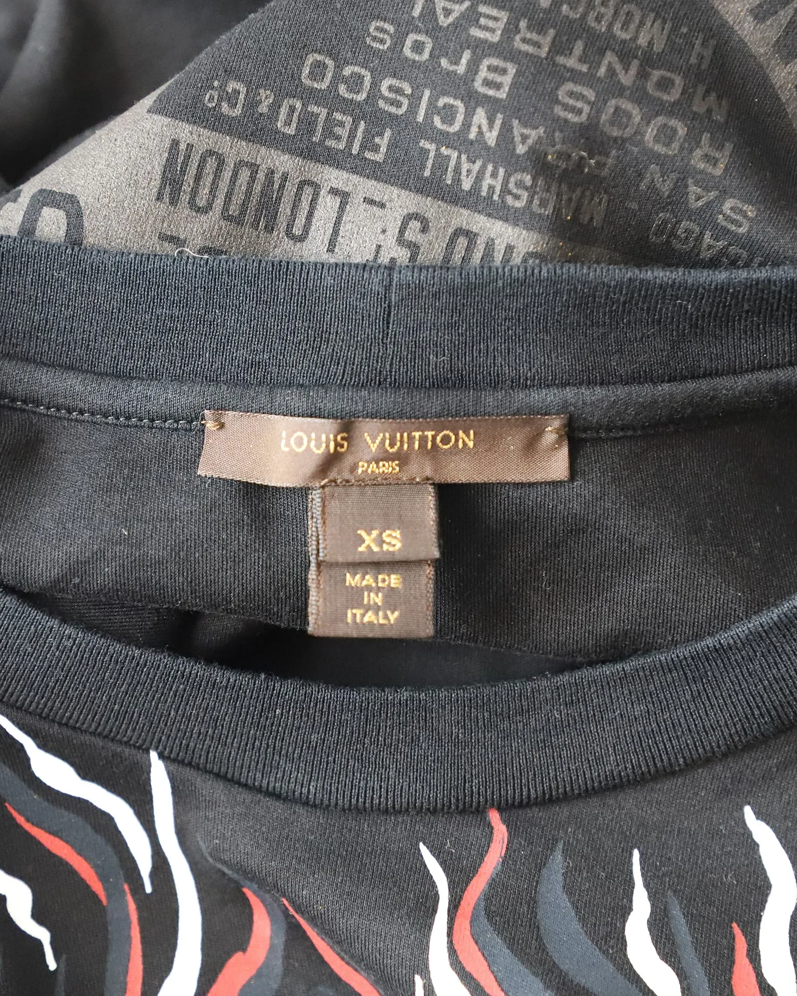 Louis Vuitton Tribal Print T-Shirt in Black Cotton