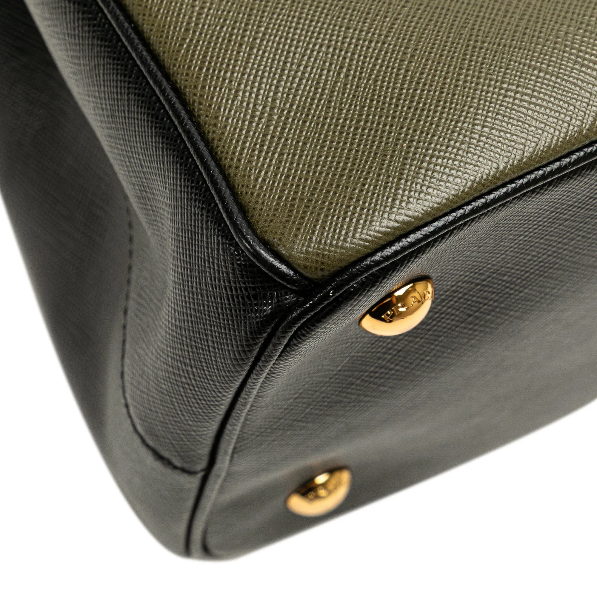 Medium Saffiano Lux Bicolor Galleria Satchel