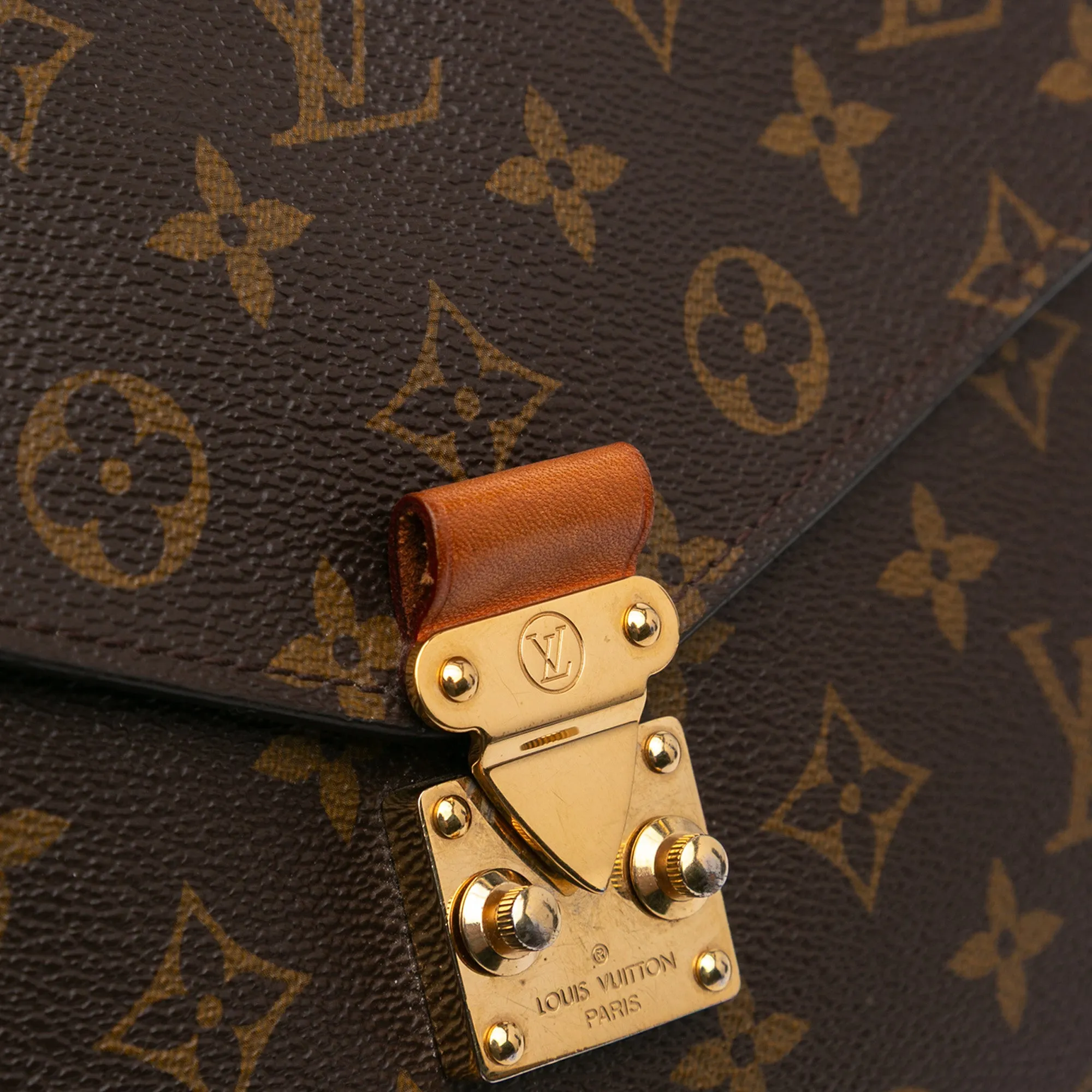 Monogram Pochette Metis