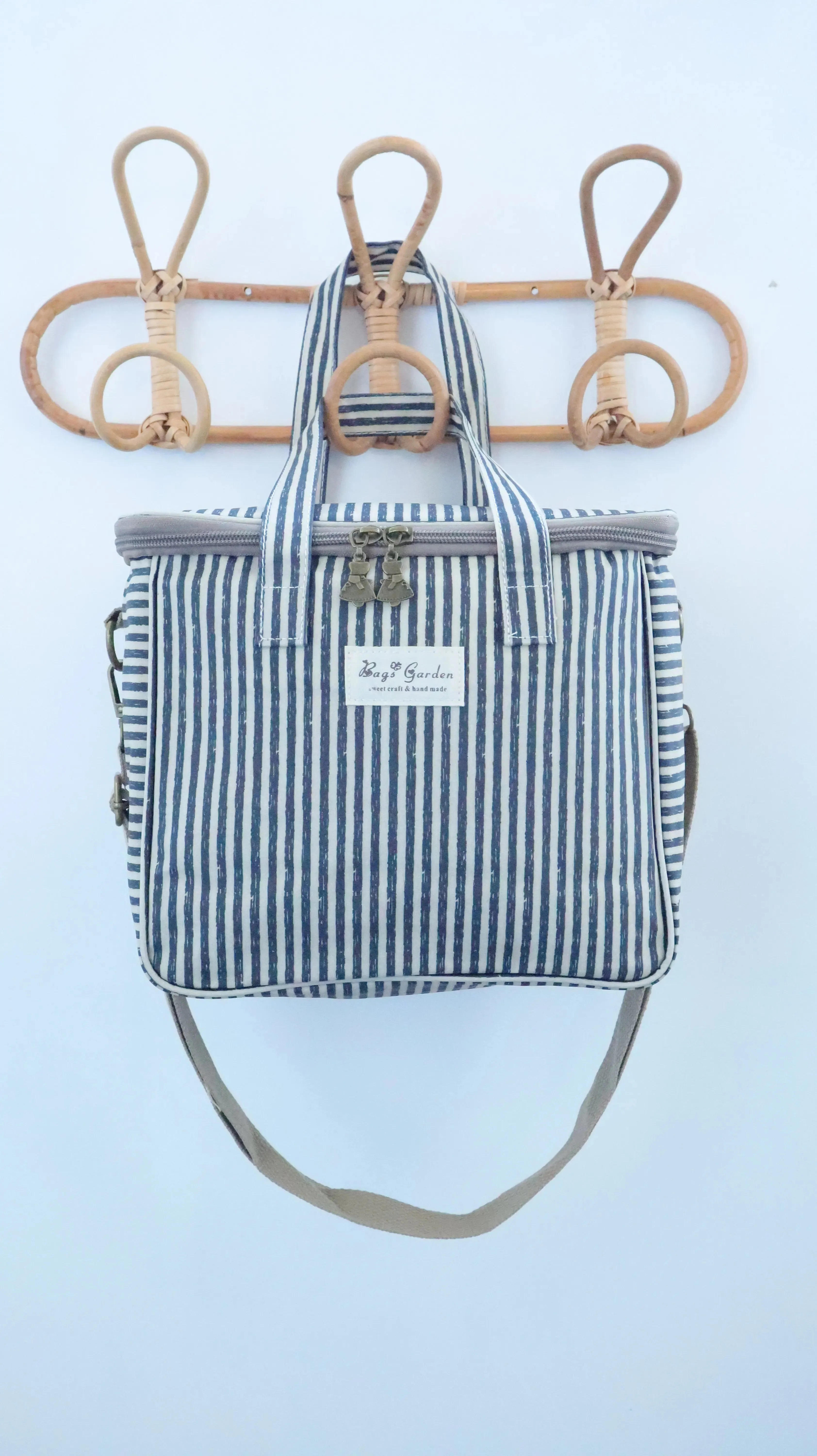 Neverita waterproof cuadrada Rayas Negra Bags Garden