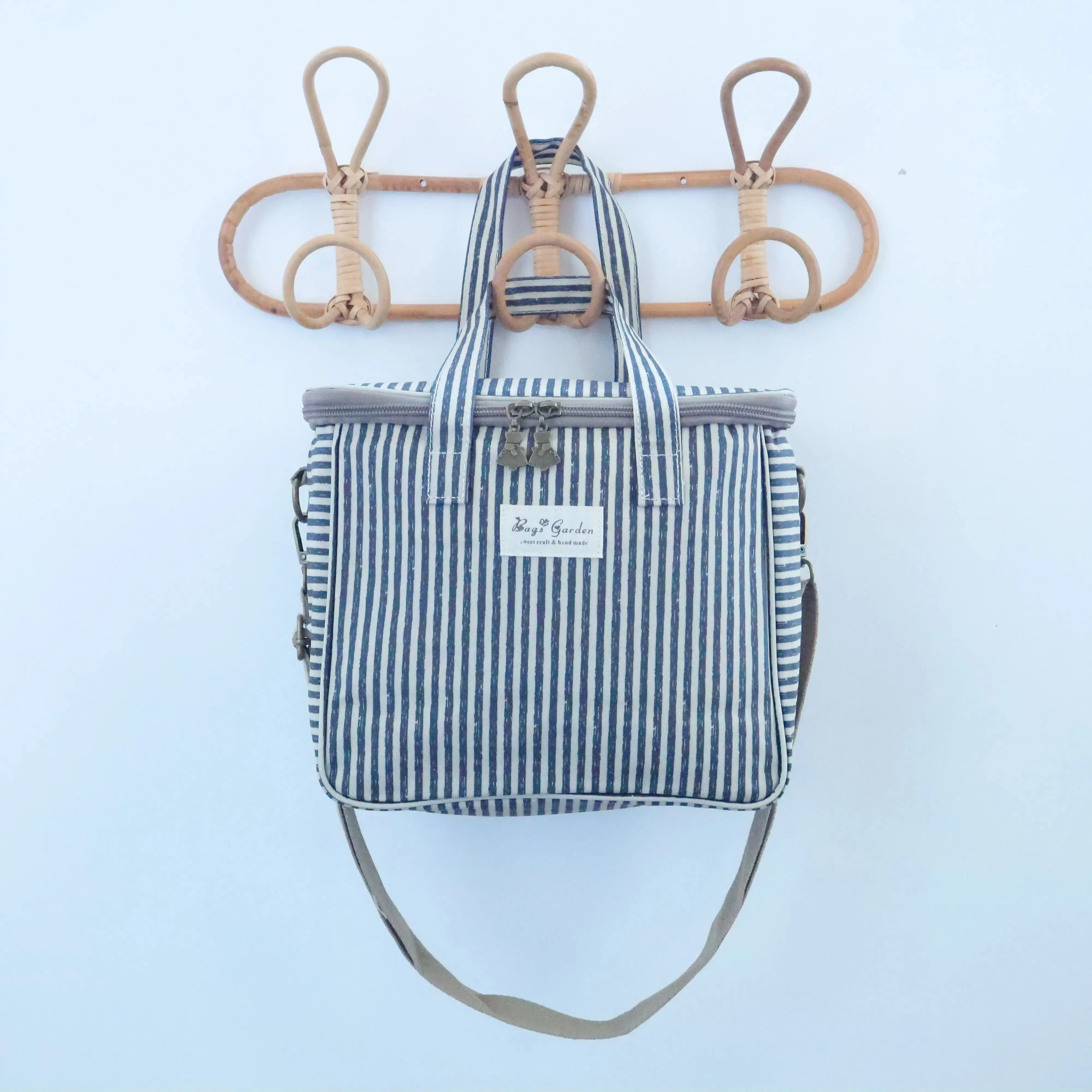 Neverita waterproof cuadrada Rayas Negra Bags Garden