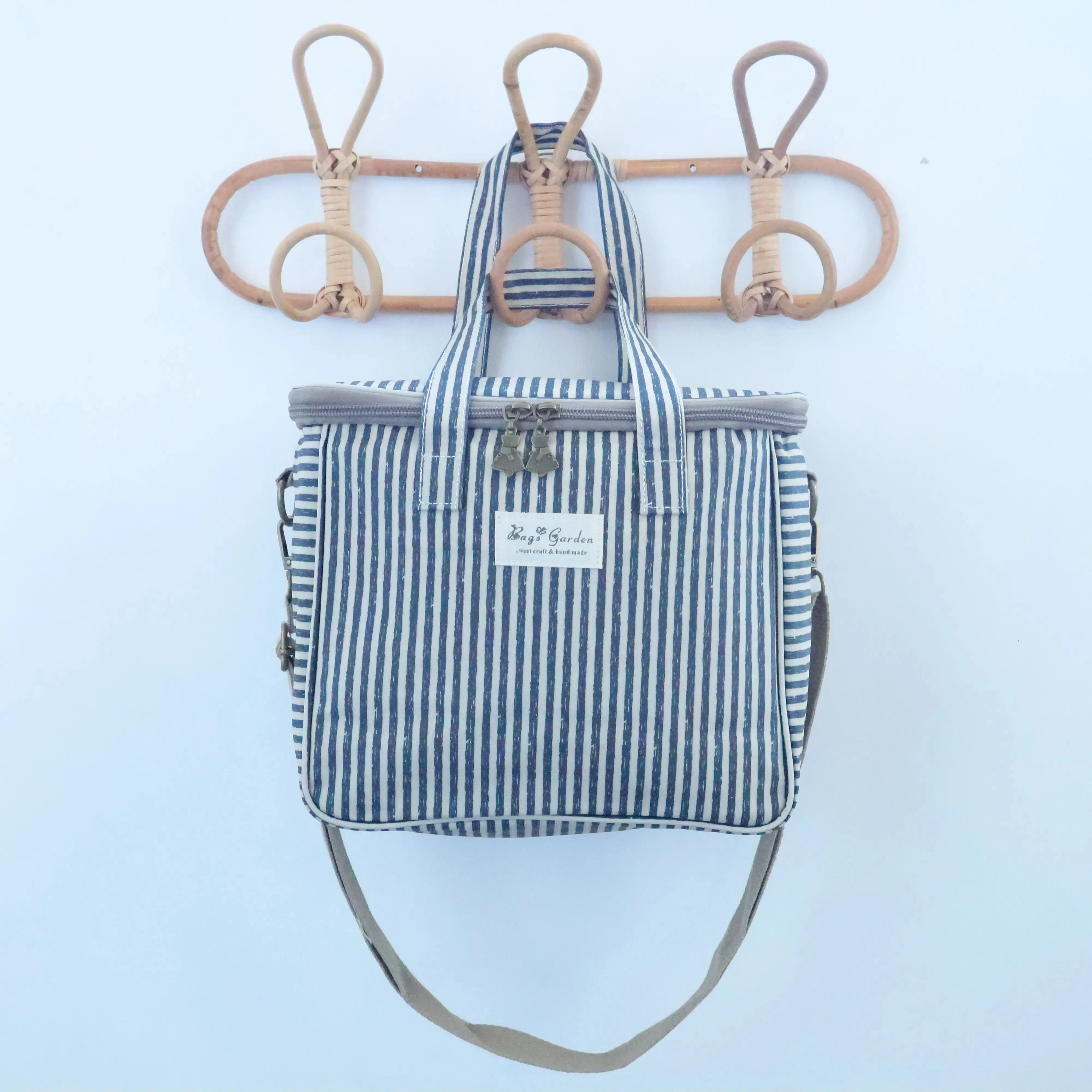 Neverita waterproof cuadrada Rayas Negra Bags Garden