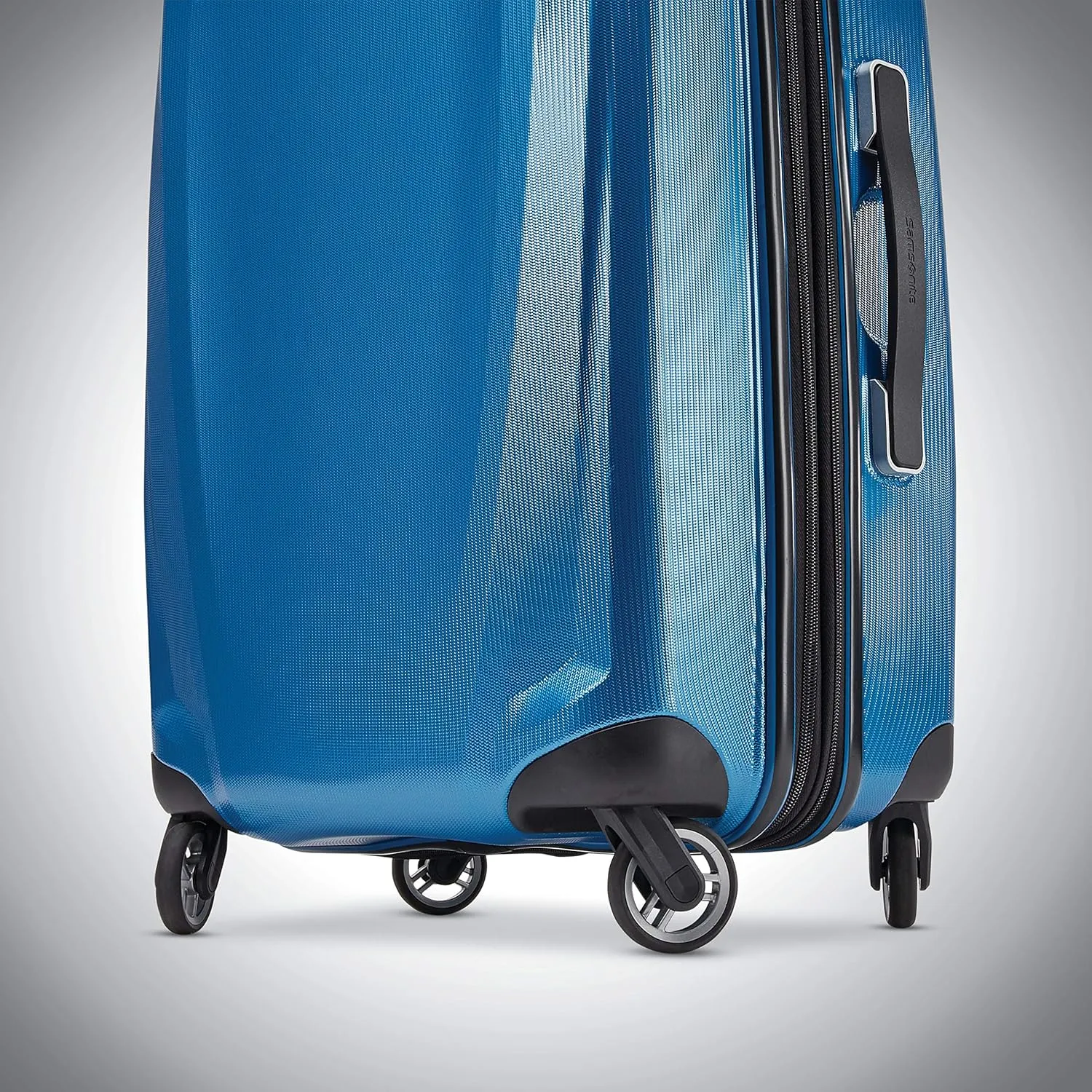 Samsonite Winfield 3 DLX Hardside Expandable Luggage with Spinners, Blue/Navy, 2-Piece Set (20/25)