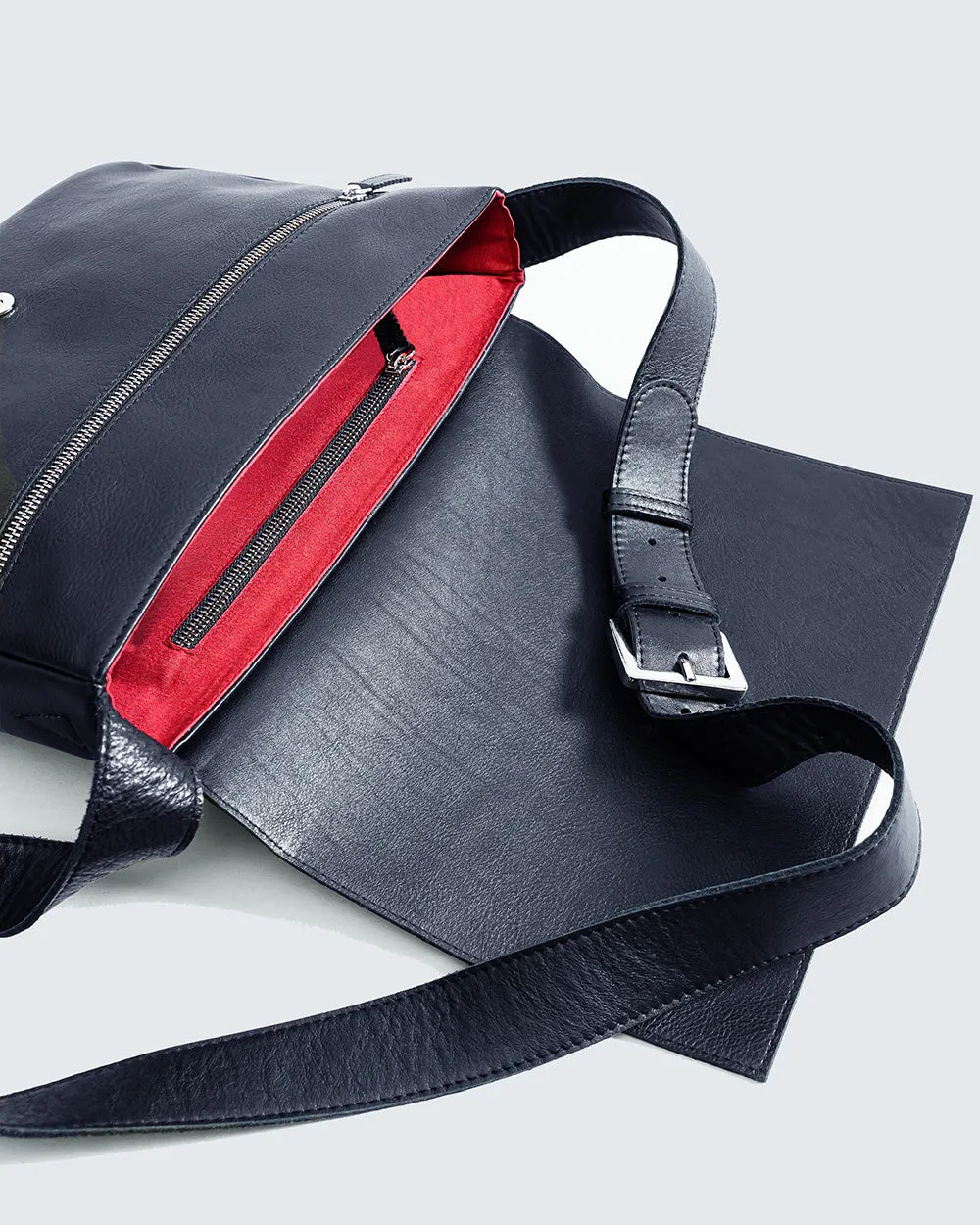 SATCHEL  