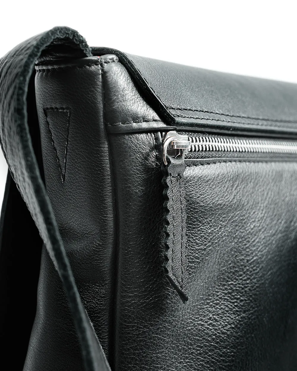 SATCHEL  