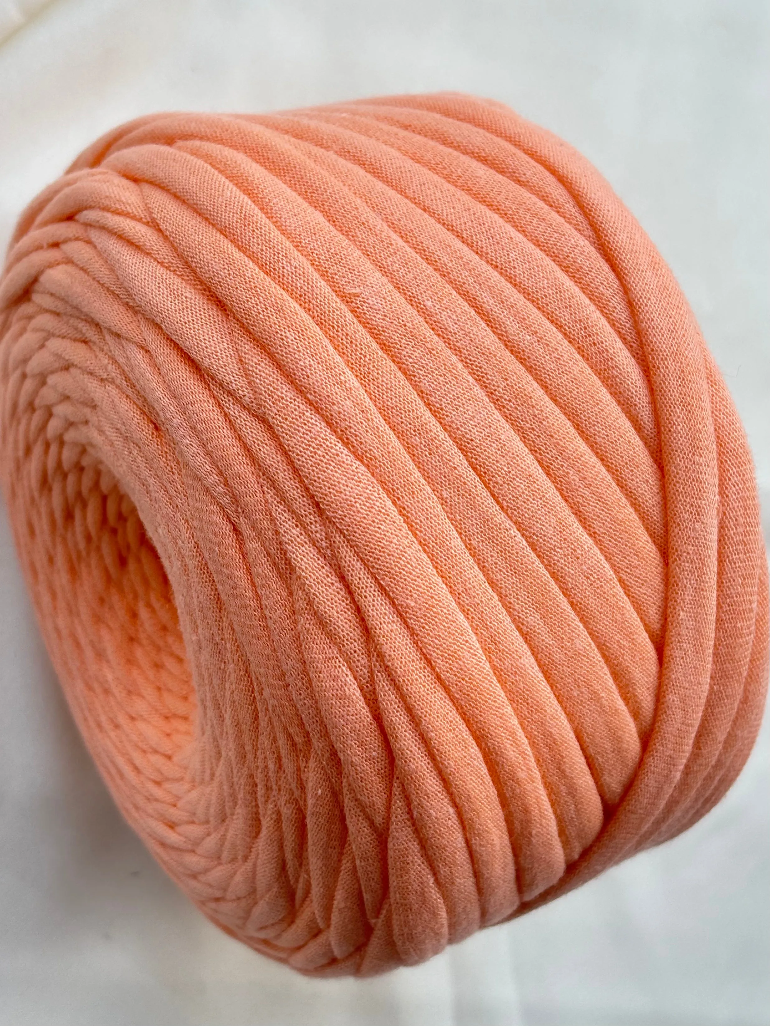 T-Shirt Yarn (200g) - Peach