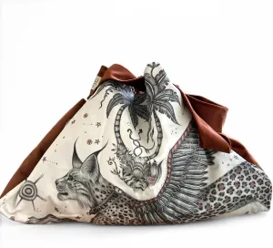 Tote Bag – Lynx Print, Double Velvet Pockets & Linen Lining. Travel bag simple modern. Personal item travel bag. Gifts for woman. Valid too as beach bags for women or gym bags.