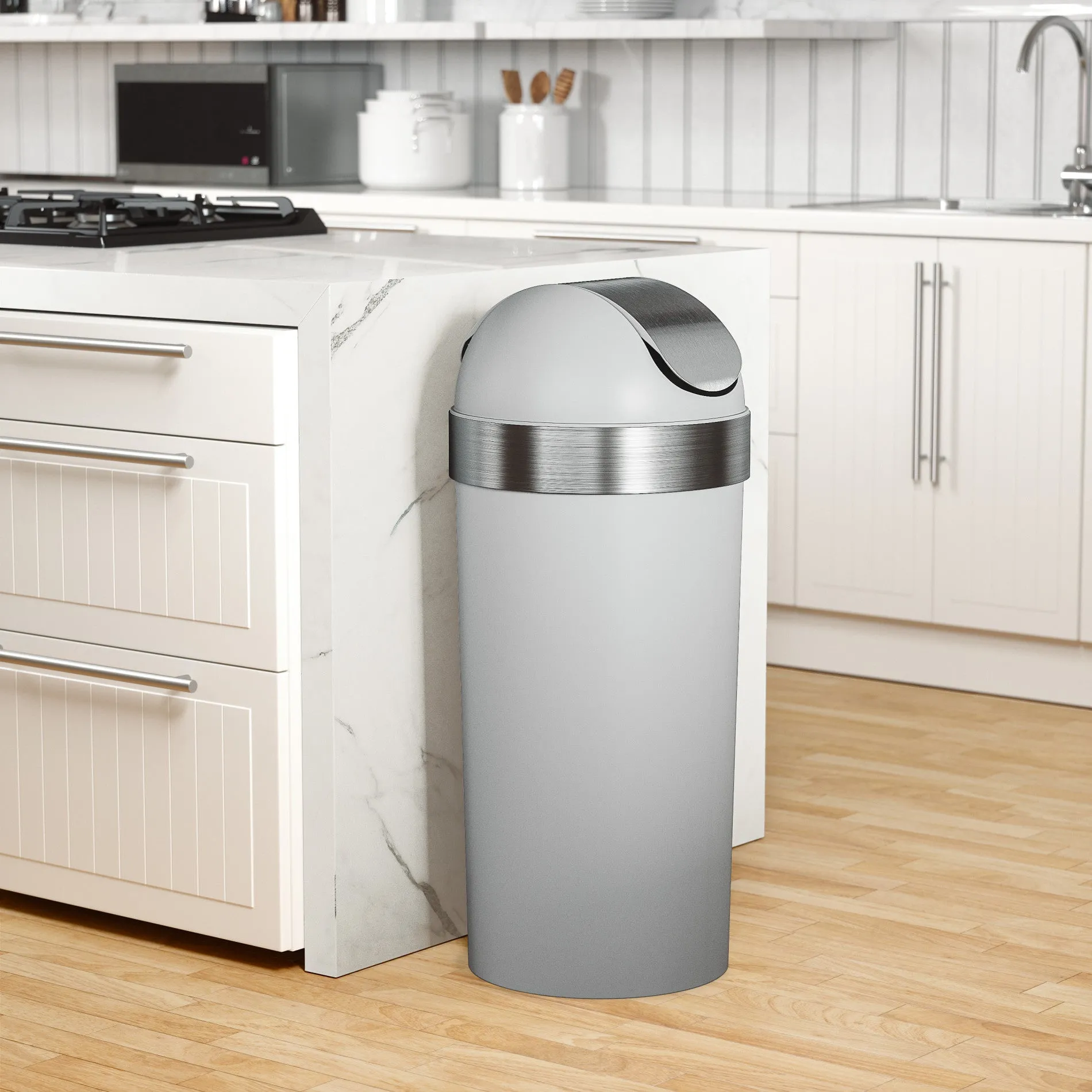 Venti Trash Can