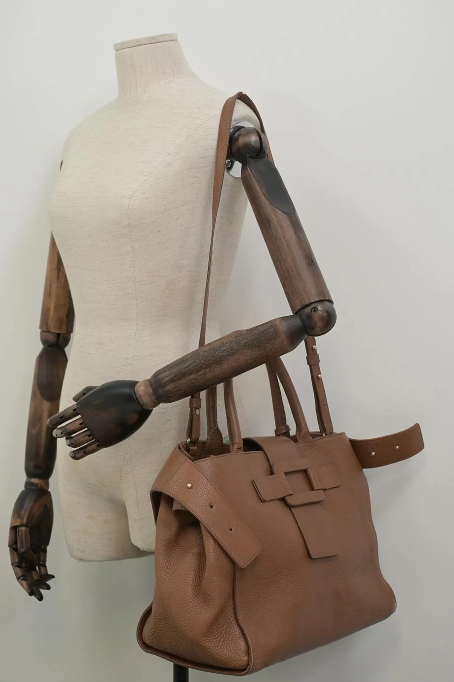 [WB6021] Roger Vivier | Satchel