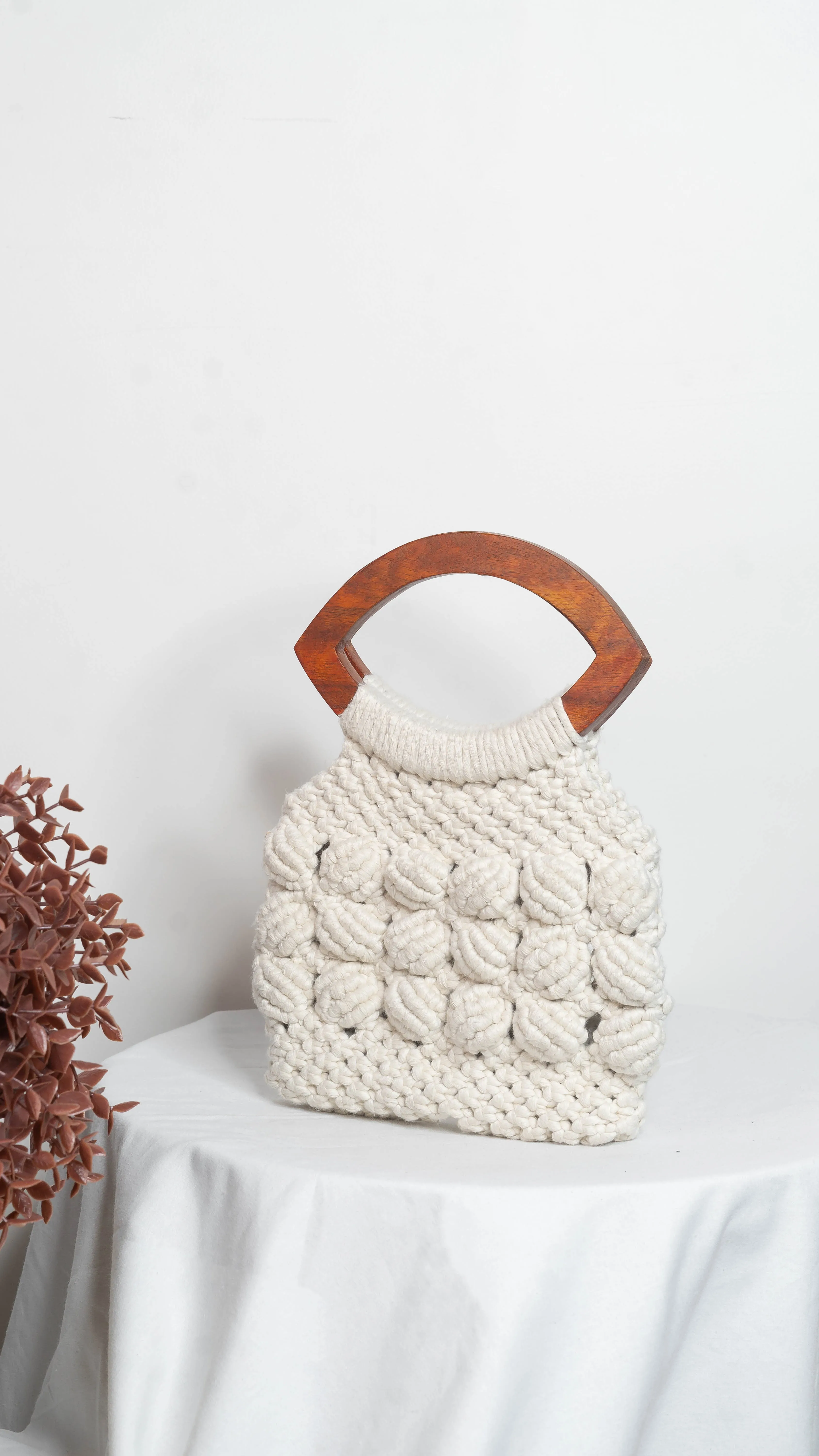 White Shell Bag