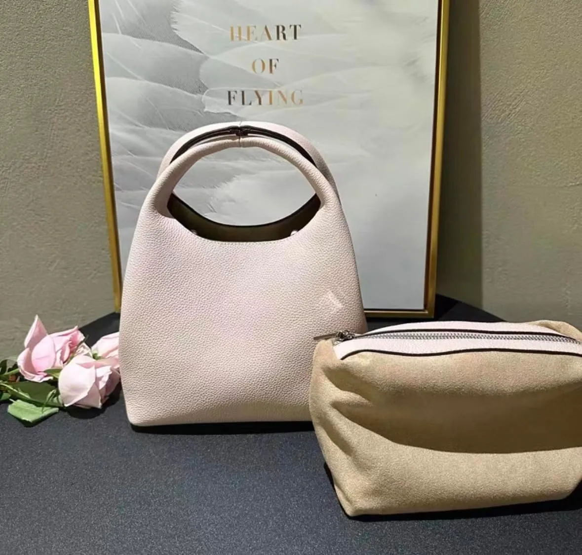 Women's Leather Commuting Bucket Bag Color-blocking Handbag Cowhide Basket Shoulder Crossbody Bag Top Handle Versatile