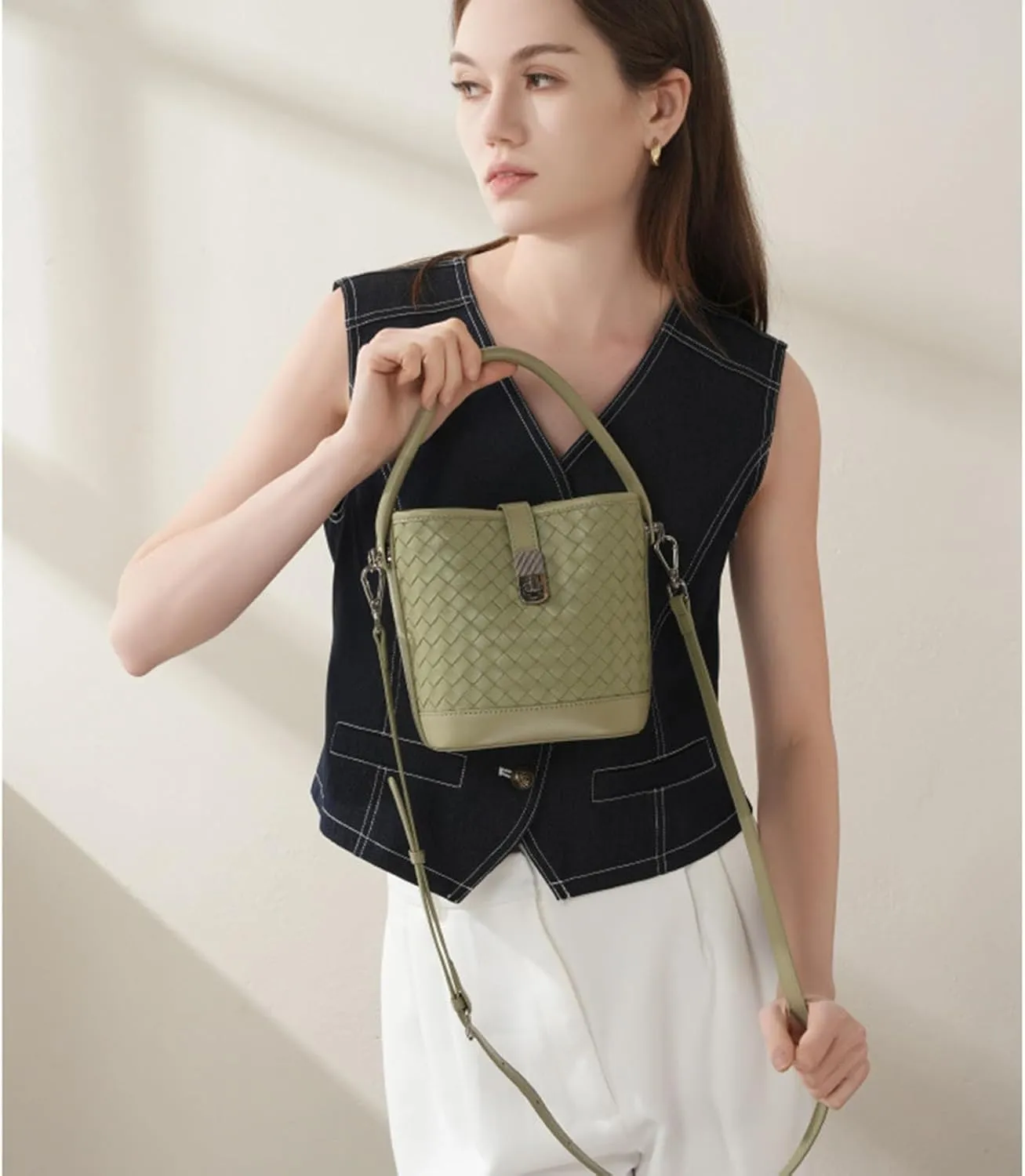 Woven bucket bag for Women,top layer sheepskin tote,Trendy shoulder bag,handbag, vegan leather crossbody bag.