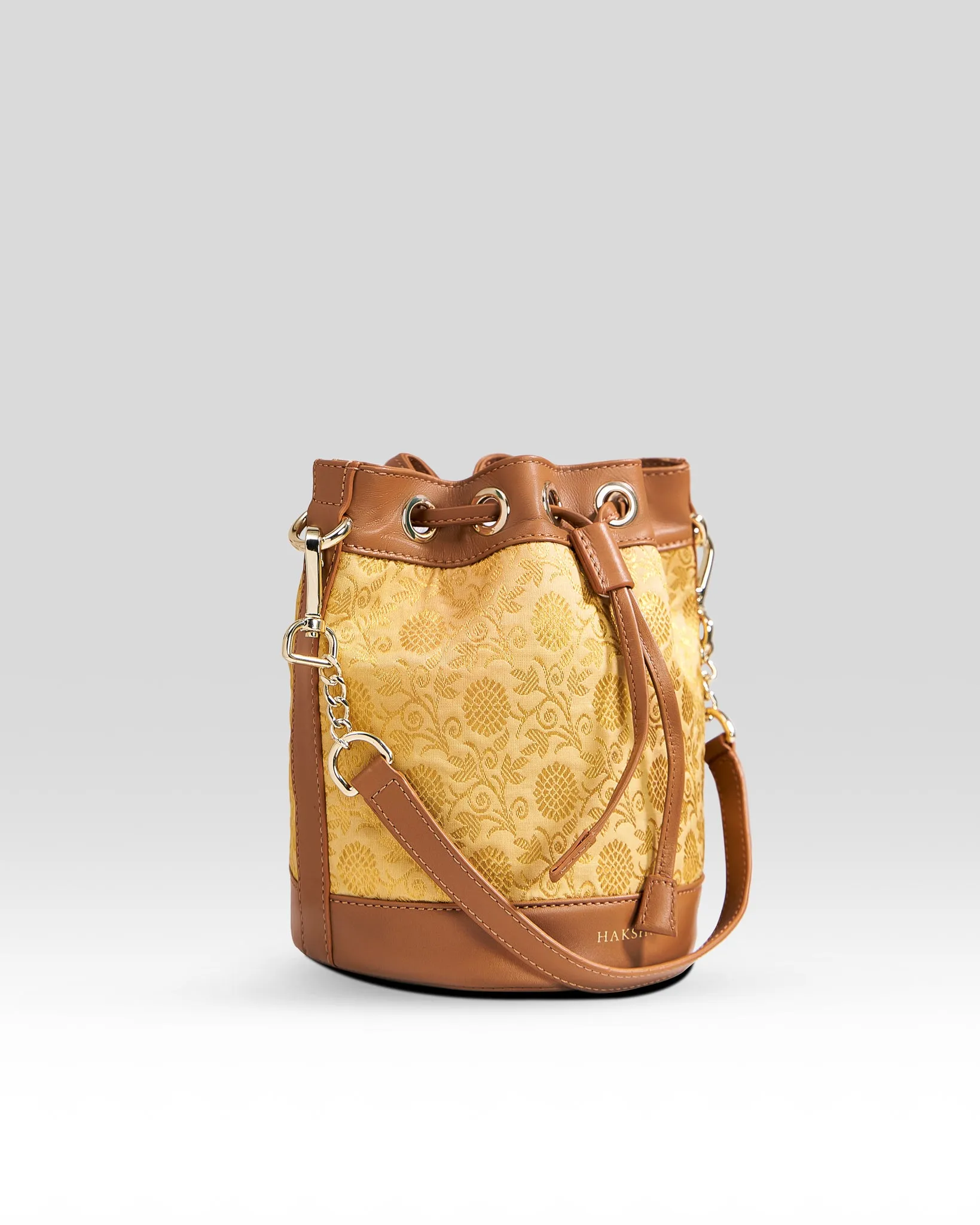 Yanay Kanchi Brocade Potli Gold & Tan