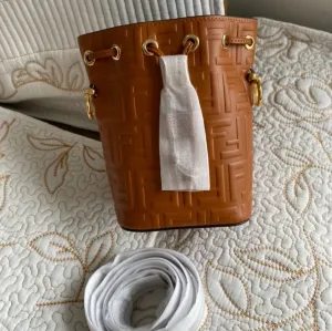 Zucca Embossed Leather Brown